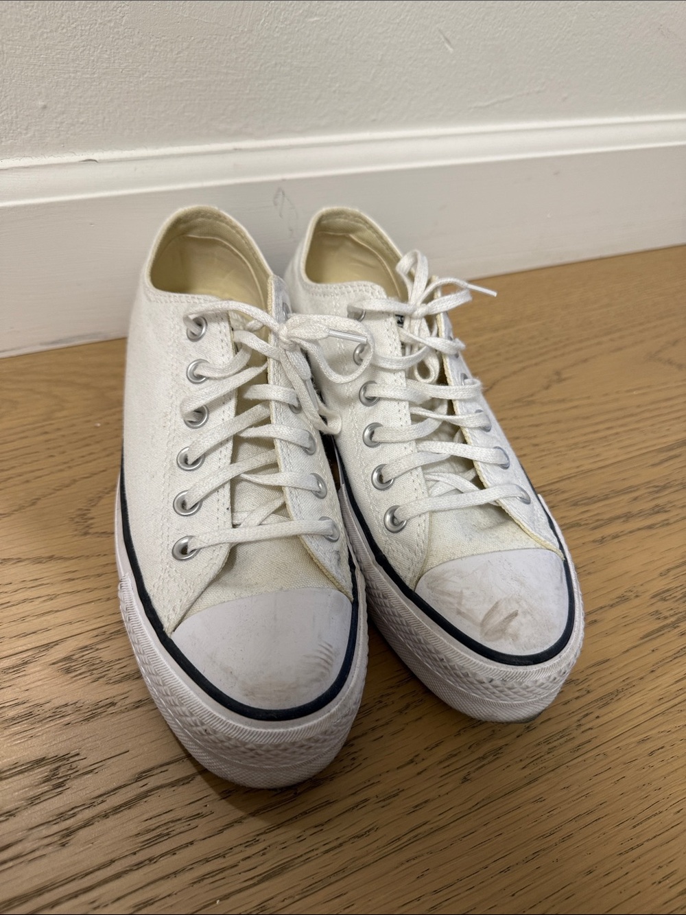 Classic White Canvas Low-Top Sneakers with platform